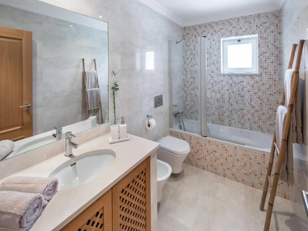 Luxury Holiday Villa With Pool in Boliqueime Near Vilamoura, Golf Nearby