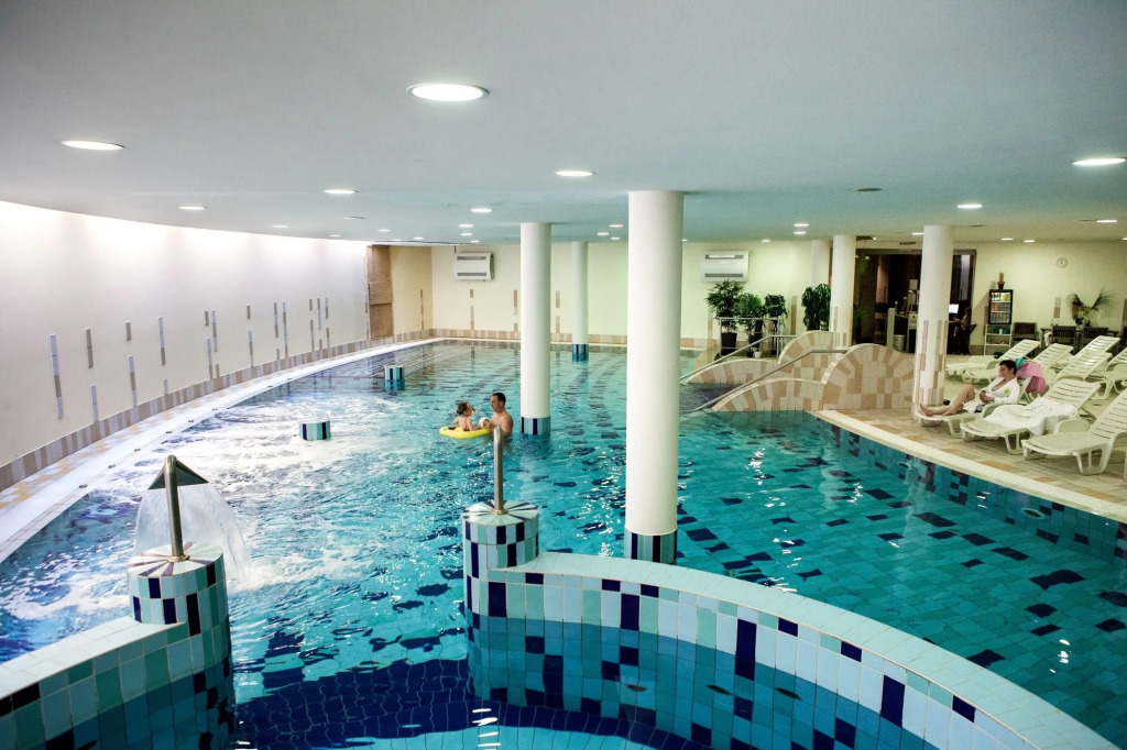 CE Plaza Hotel
