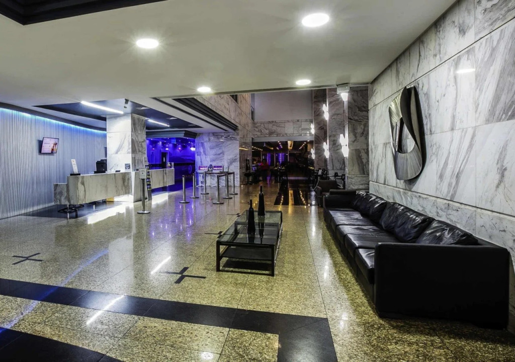 FLAT NO MERCURE BRASÍLIA LIDER, COM LIMPEZA DIÁRIA GRÁTIS, AO LADO DA ESPLANADA DOS MINISTÉRIOS, ESTÁDIO MANÉ GARRINCHA E CENTRO DE CONVENÇÕES, COM PISCINA, ACADEMIA, RESTAURANTE, RECEPÇÃO 24HS By REI DOS FLATS