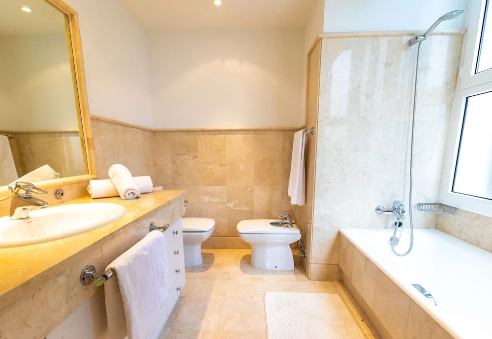 OleHolidays Apart Los Monteros-Palm Beach 6A0 a 50m playa
