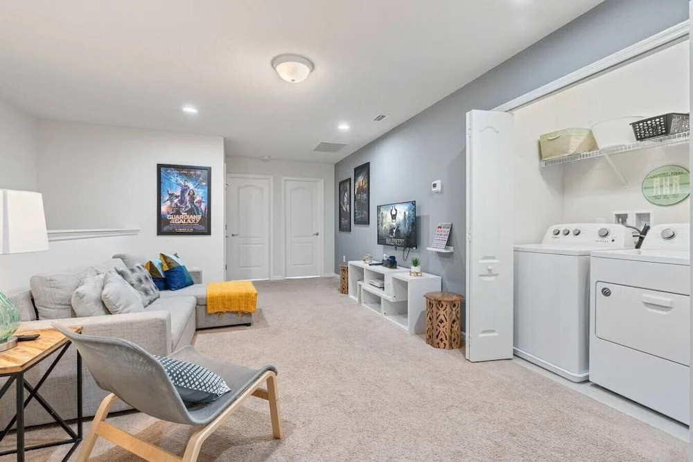 Spacious 5BR Villa w/ Private Pool Near Disney & Orlando