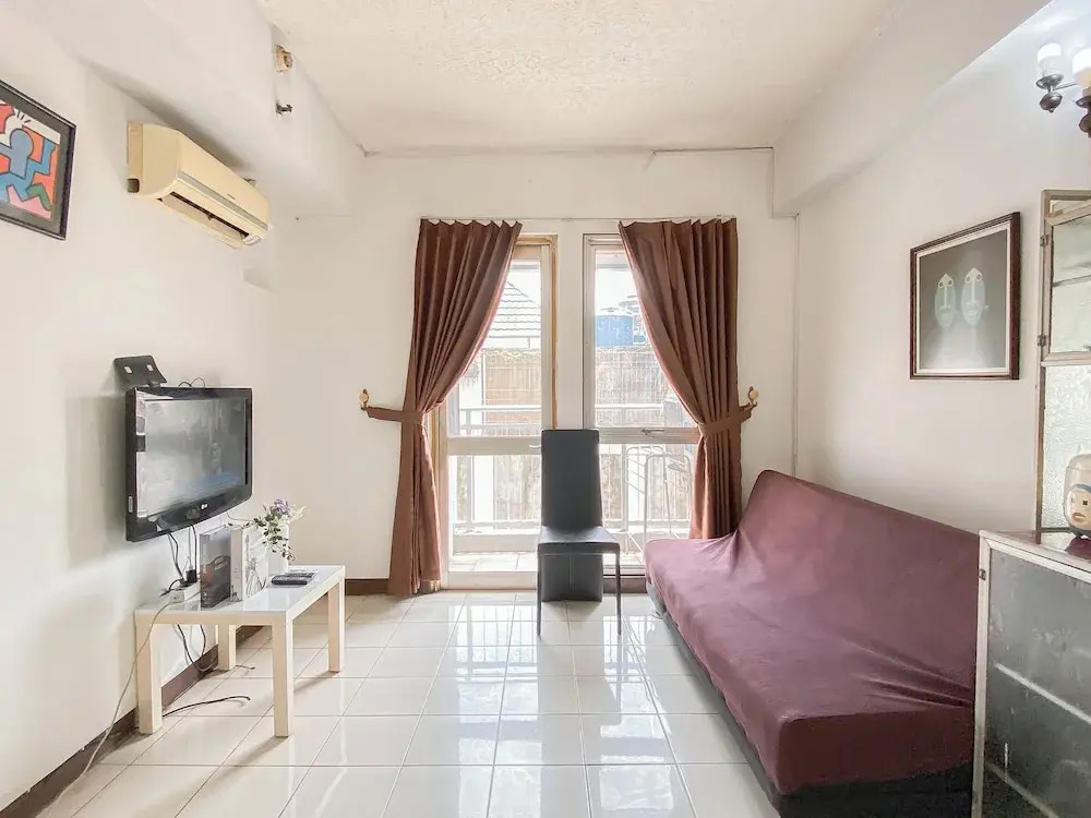 Homey 1Br At Taman Semanan Indah Cengkareng Apartment
