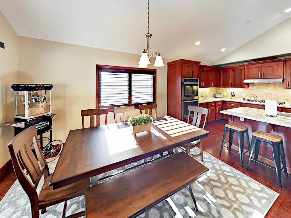 Manzanita Condo #603 3 Bedrooms 3 Bathrooms Condo