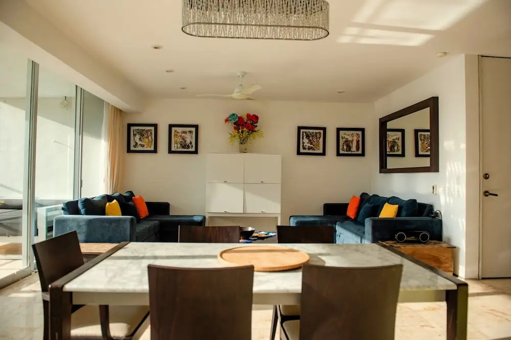 Caroline PH - At Bahay Condos
