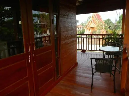 Nakorn Cafe Guest House