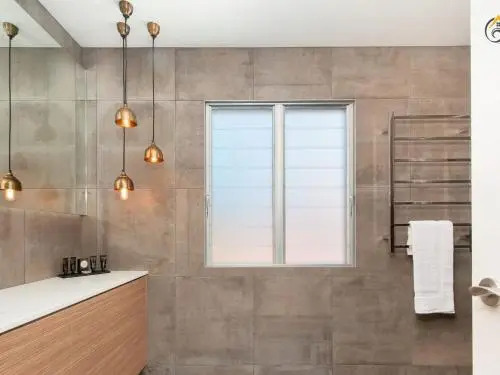 Luxury in Corlette - 4 Drungall Ave