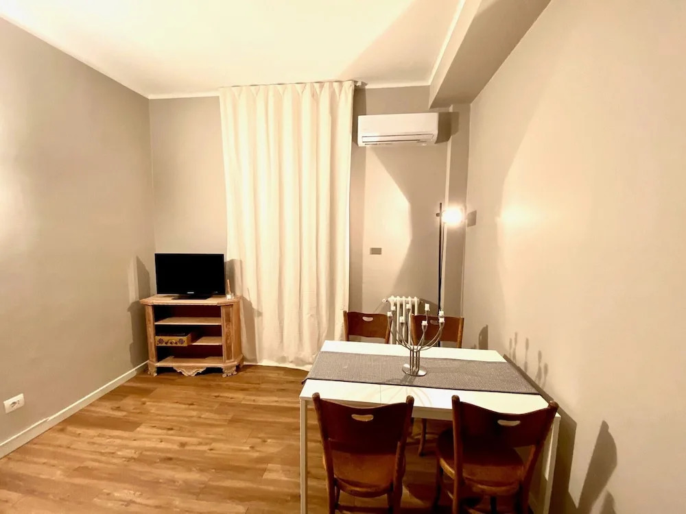 Best Stay - Central Station Suite Apartments