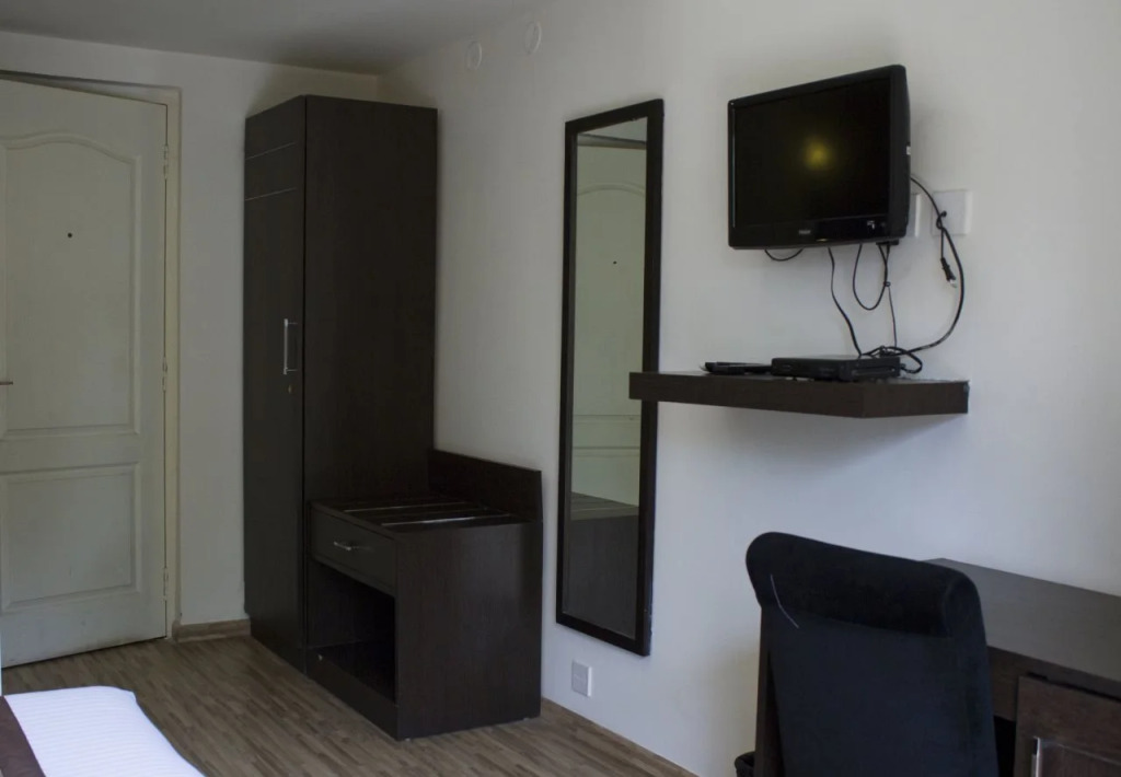 OYO Rooms Indiranagar CMH Road