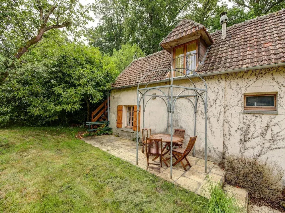 Holiday Home in a Park in Raizeux With Terrace