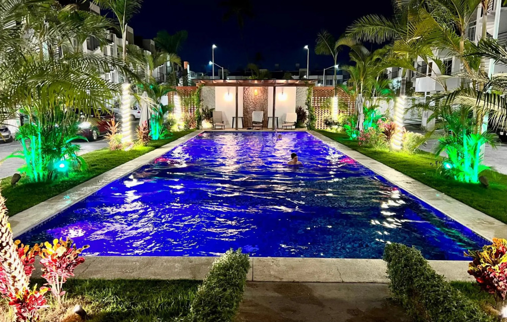 Penthouse Manzanillo exclusivo con alberca