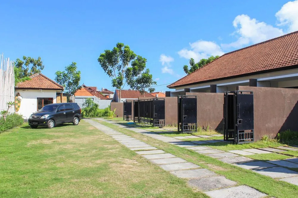 艾里巴厘岛丹帕沙帖木儿瑟卡尔丹绒利玛酒店(Airy Denpasar Timur Sekar Tanjung Lima Bali)