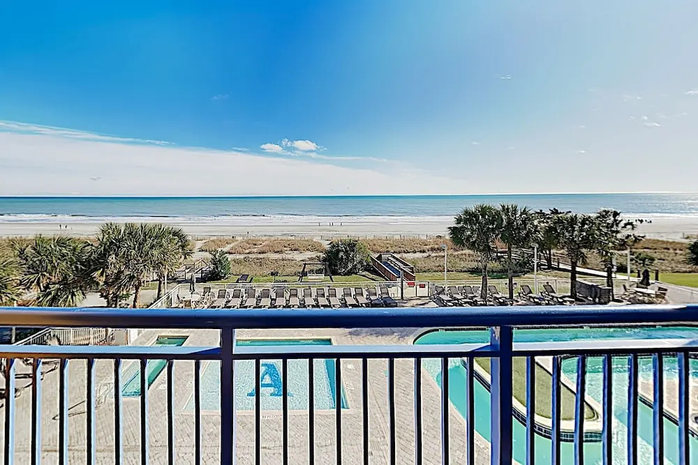Choice Oceanfront W/ 3 Pools: Steps To Sand 2 Bedroom Condo