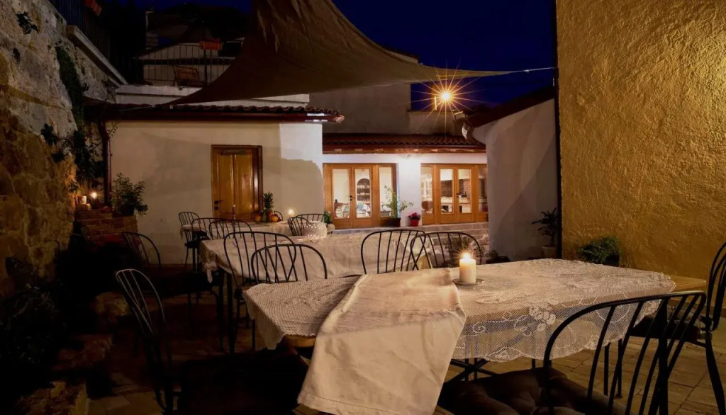 Hostel Mali Pariz