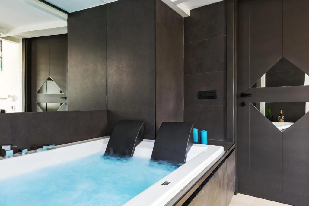 LUX- Spanish Steps 60A Luxury Suite Apartment