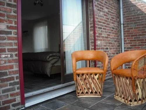 Maas Suites