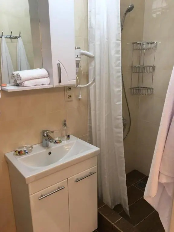 218 Mini Hotel