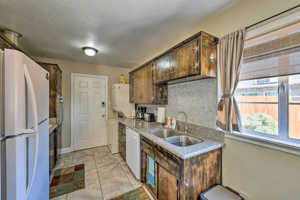 Vintage Downtown Vegas Retreat < 3 Mi to Strip!