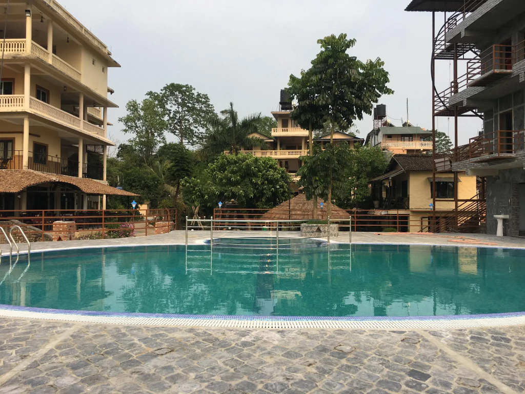 Hotel Riverside with Swimming pool