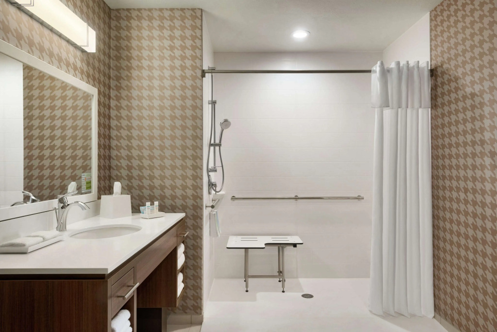 Home2 Suites By Hilton Bismarck