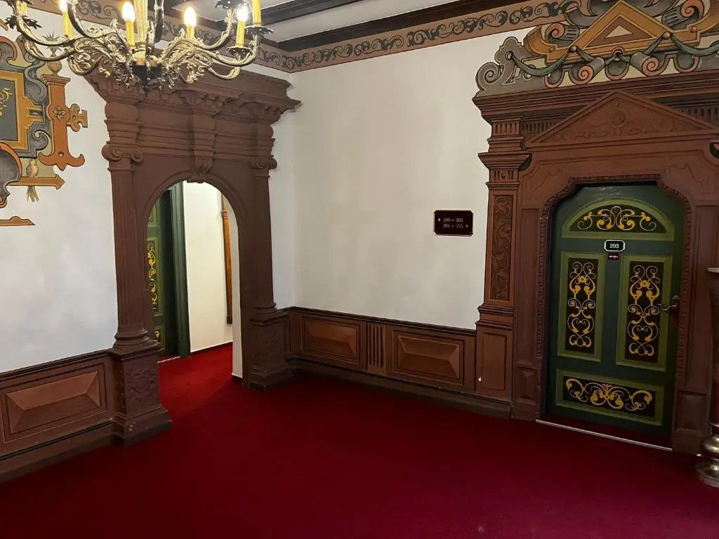Hotel zum Ritter St Georg - Oldest Residential Building in Heidelberg