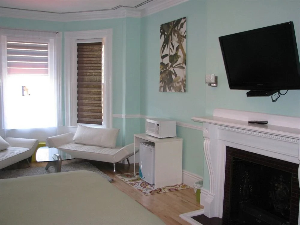 Royalton Suites