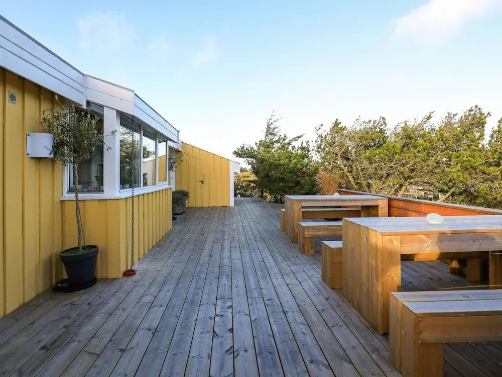 9 person holiday home in Saltum