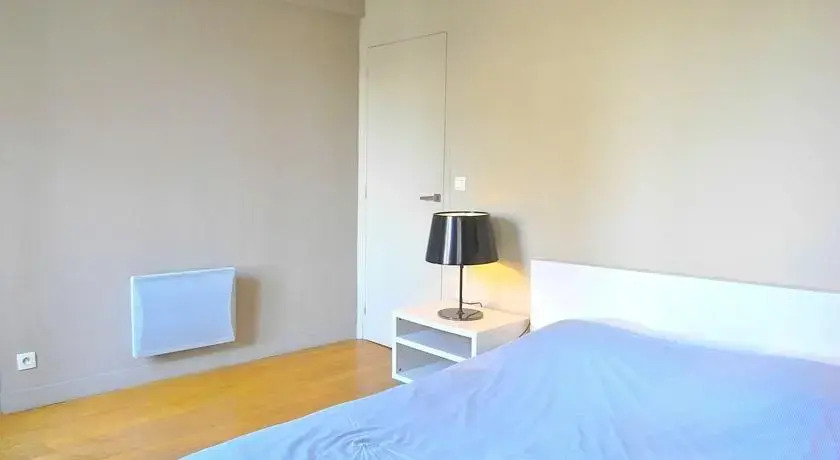 1 separated bedroom Montmartre
