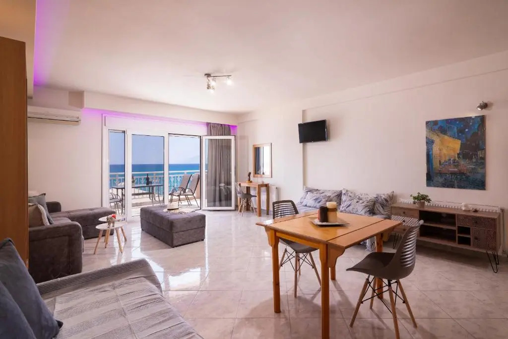 Xenia Suites
