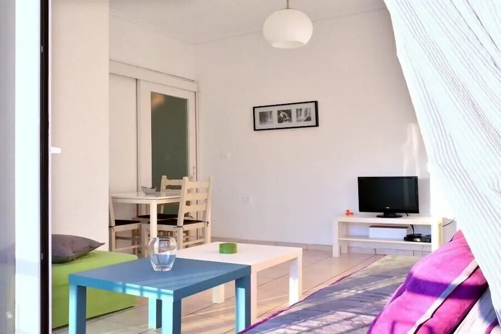 Adorable flat next to Marina Alimou