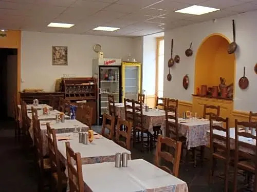Au Relais dAuron