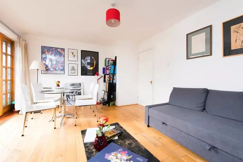 Modern Bright Flat on Victoria Park