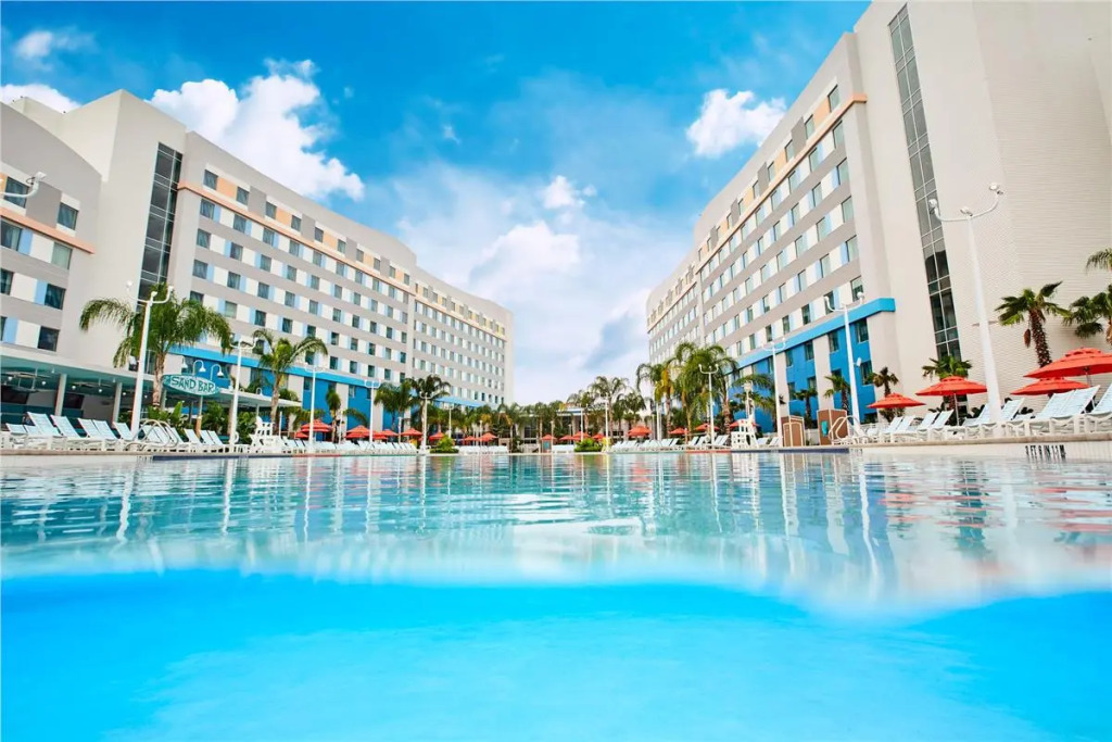 Universals Endless Summer Resort - Surfside Inn and Suites