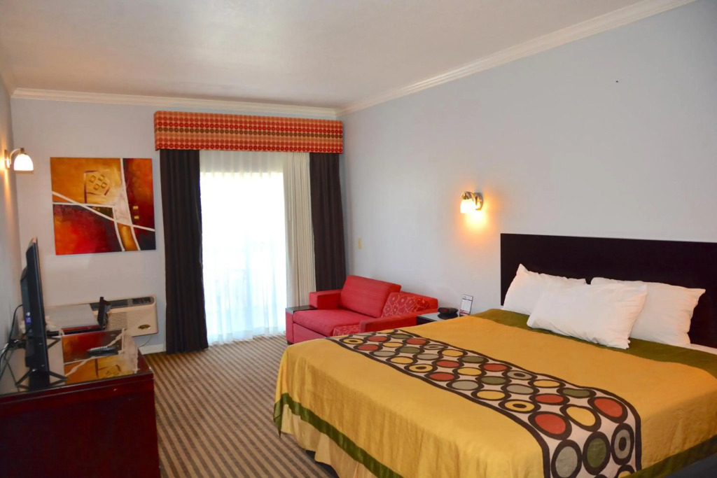 Blue Bay Inn and Suites