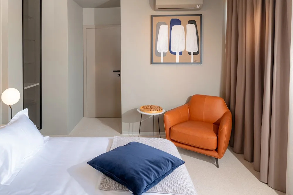 Royal Suites-Sky