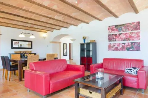 Can Revell villa with Pool & Jacuzzi