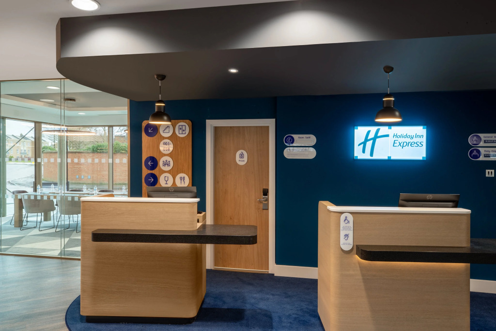 Holiday Inn Express Cambridge West - Cambourne by IHG