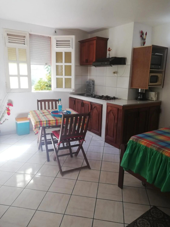 Studio avec jardin clos et wifi a Sainte Luce a 2 km de la plage