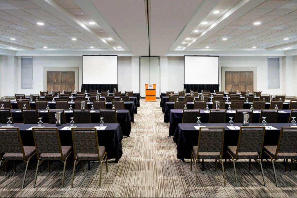 Holiday Inn - Cincinnati - Liberty Way by IHG