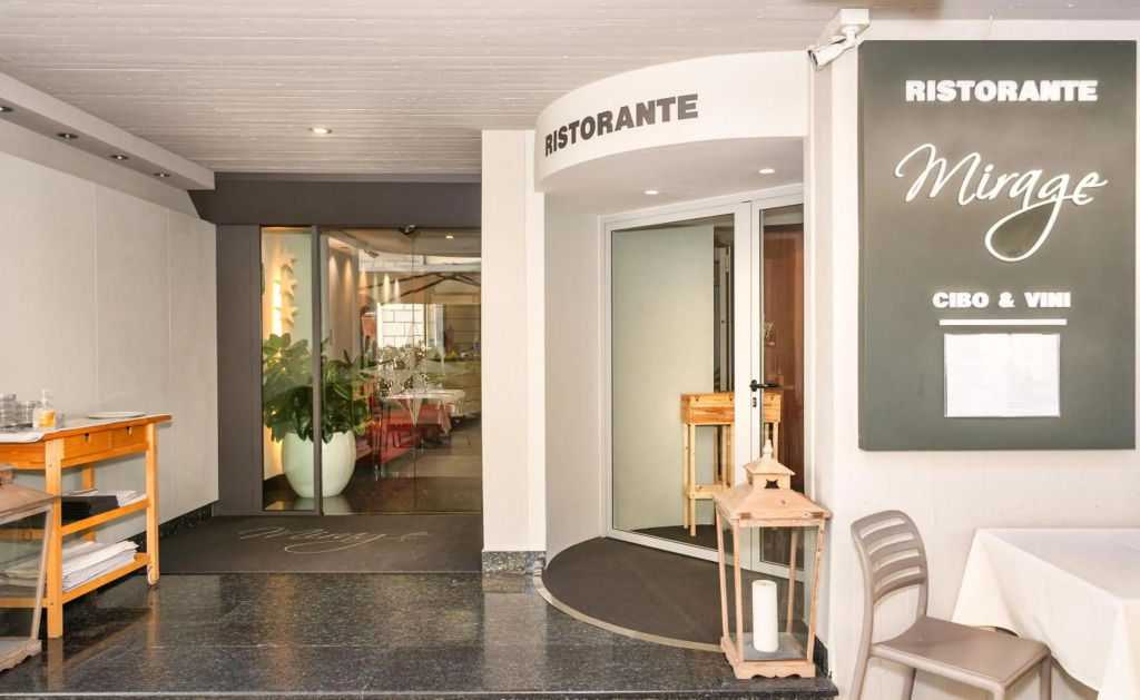 Hotel Mirage
