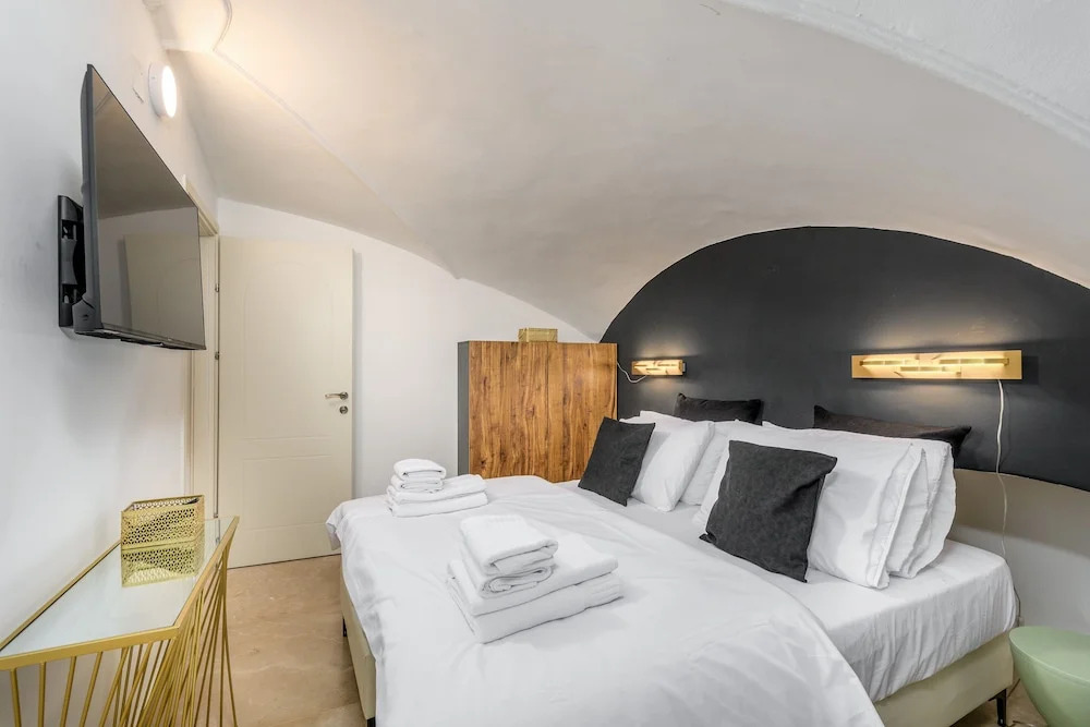 Nina Luxury Apartment