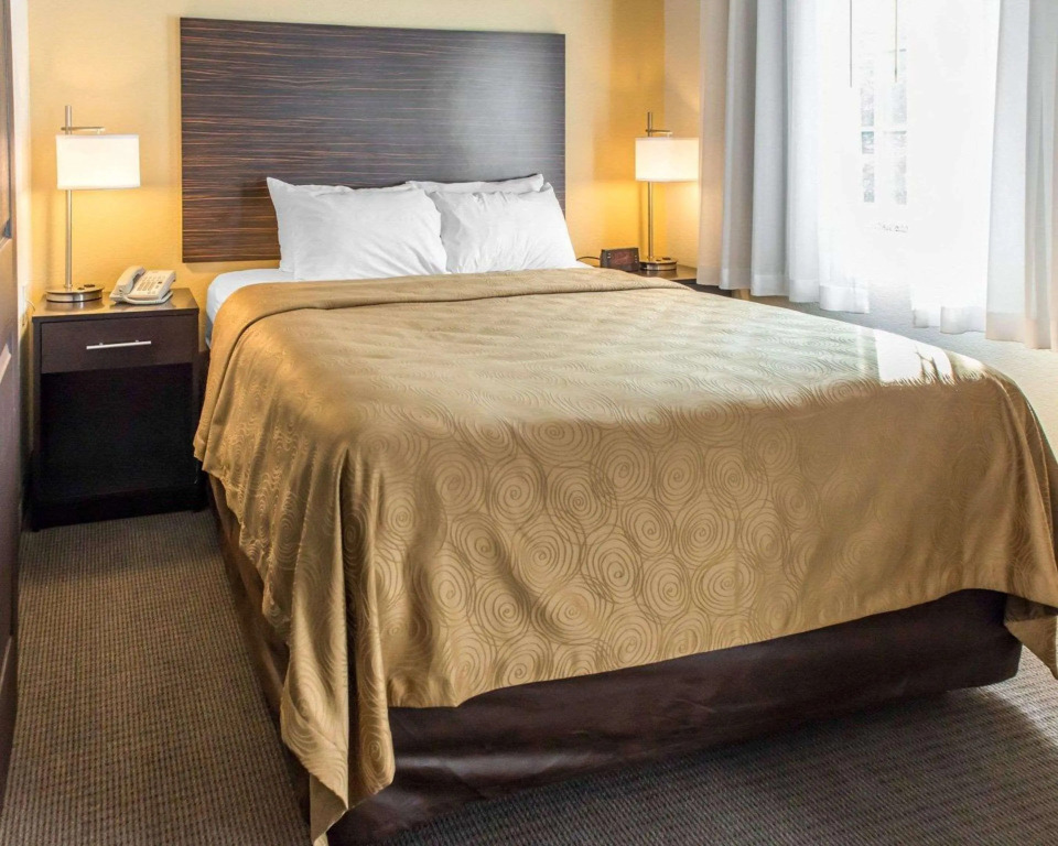 MainStay Suites Pittsburgh Airport