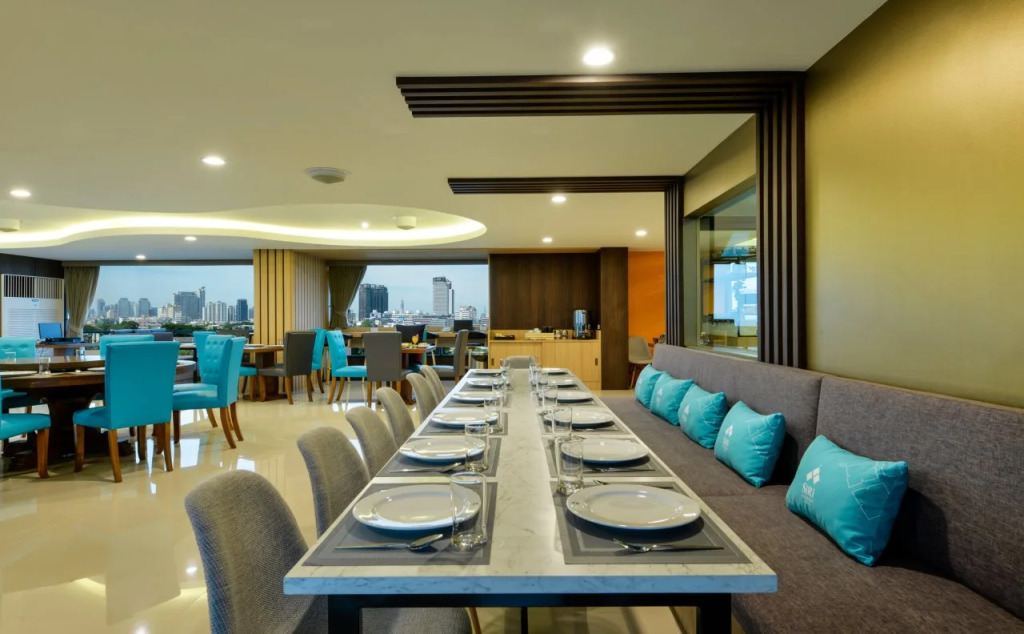 SiRi Ratchada Bangkok