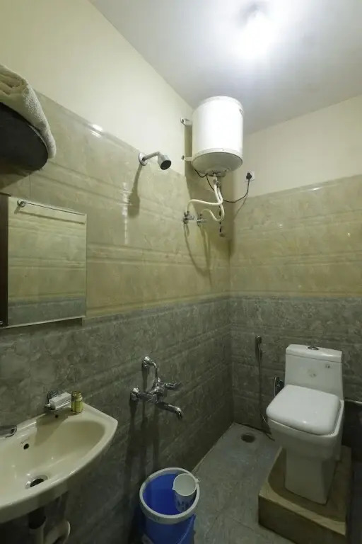 iROOMZ DMS Suites