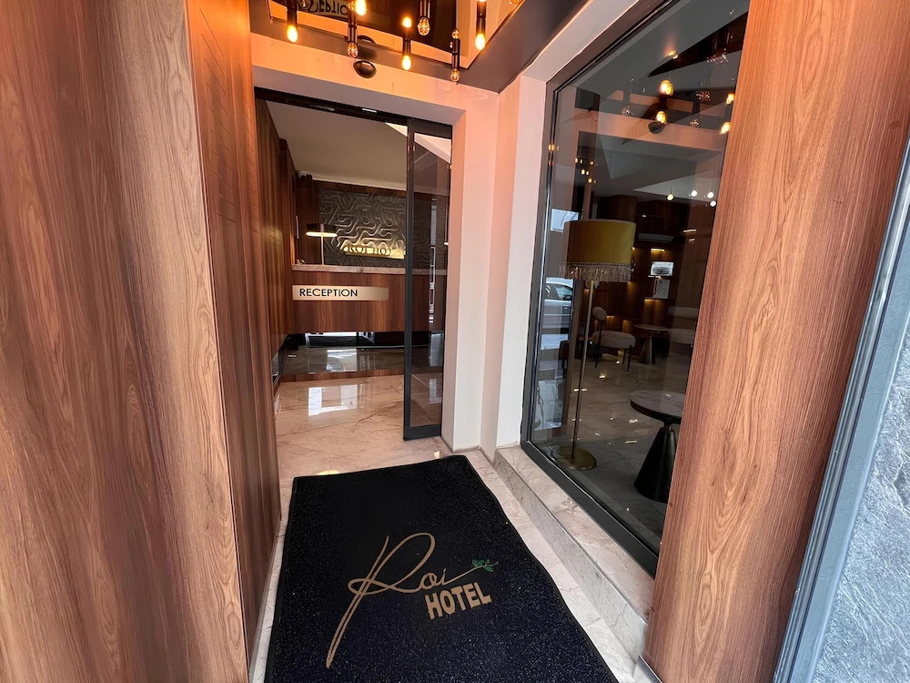ROİ HOTEL İZMiR