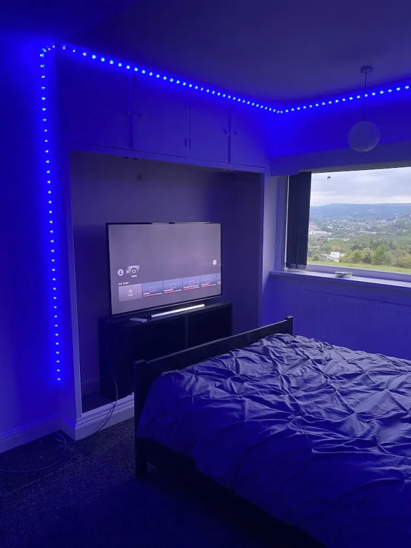 Sapphire Suites, Stunning 2-bed House in Bradford