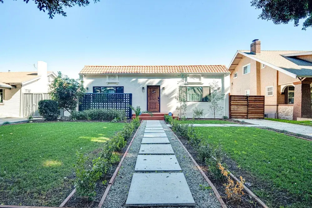 4 Mi to Sofi Stadium! 4BR Windsor Hills Retreat