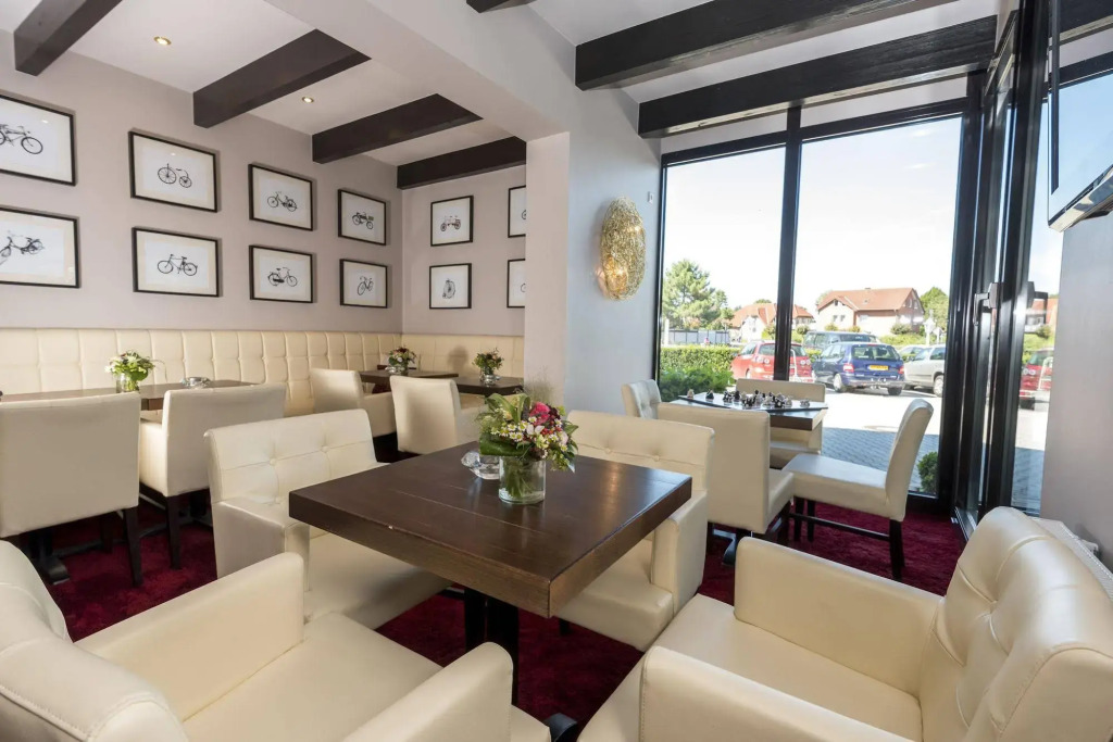 Hotel Tiek Superior