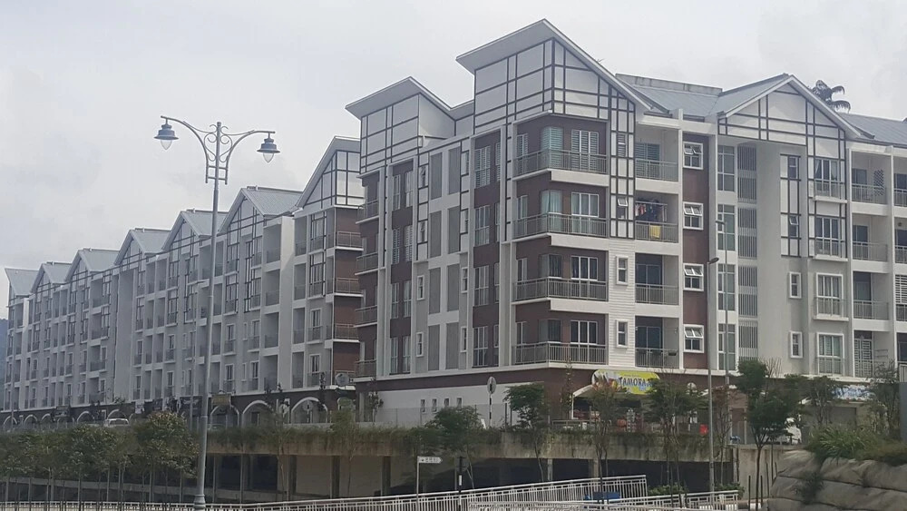 My 4Rooms Apartment @ Golden Hills Pasar Malam