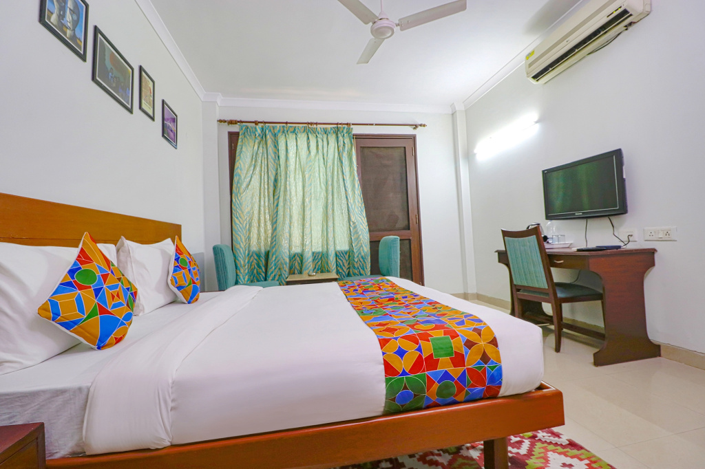 FabHotel Rivlet Premium