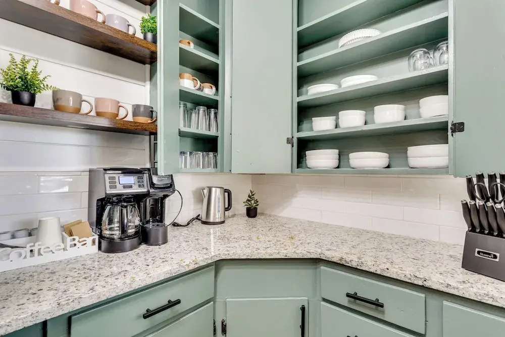 4 Mi to Fort Sill: Modern Home w/ Private Yard